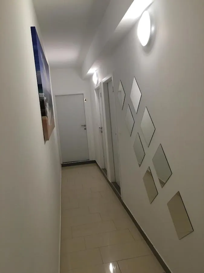 Apartment In The Center Of Pula