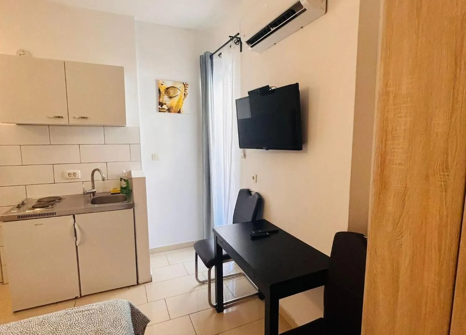 Apartment In The Center Of Pula 0*,  Croatia